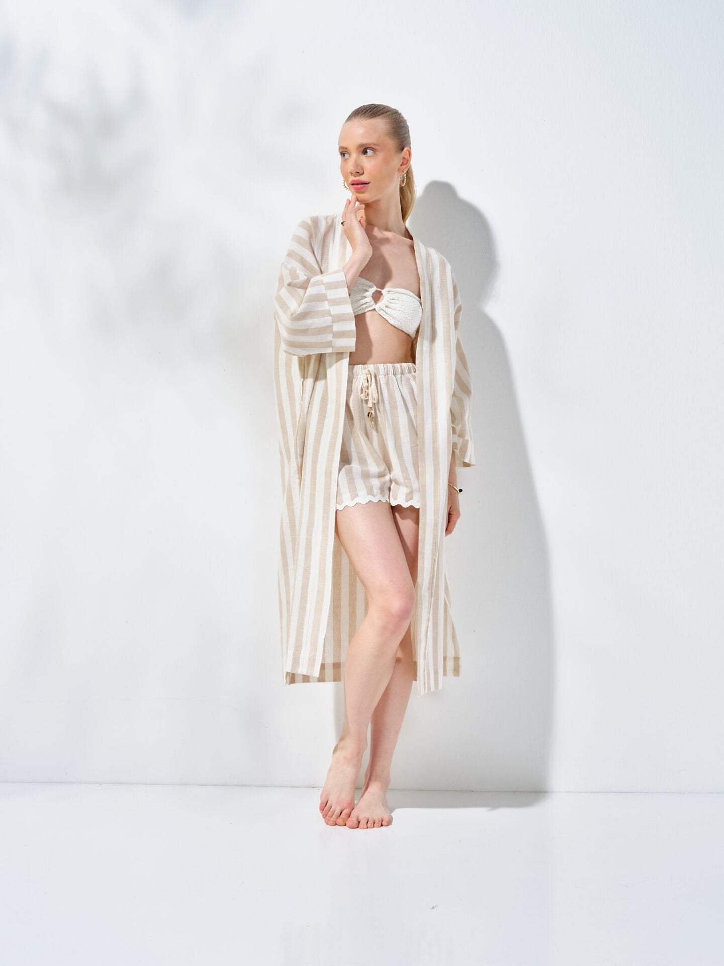 Uzun Kimono Çizgili Bej Beyaz