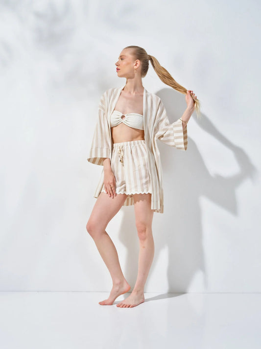 Beli Lastikli Şort Bej Krem Çizgili