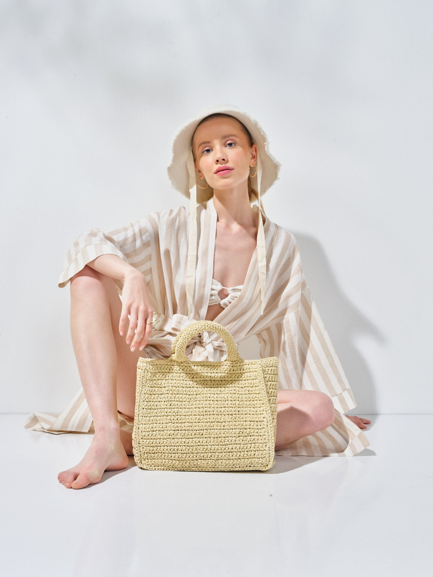 Uzun Kimono Çizgili Bej Beyaz