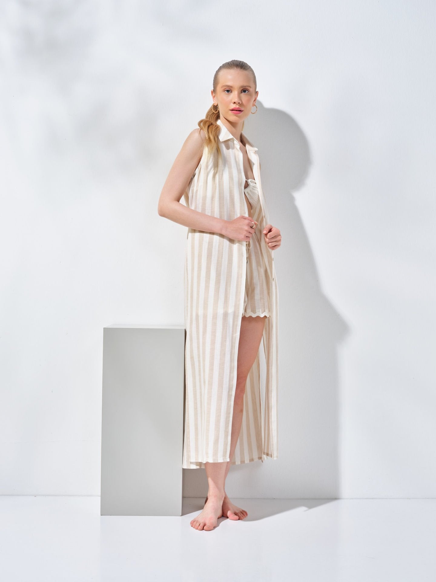 Uzun Kolsuz Gömlek Elbise Bej Krem Çizgili