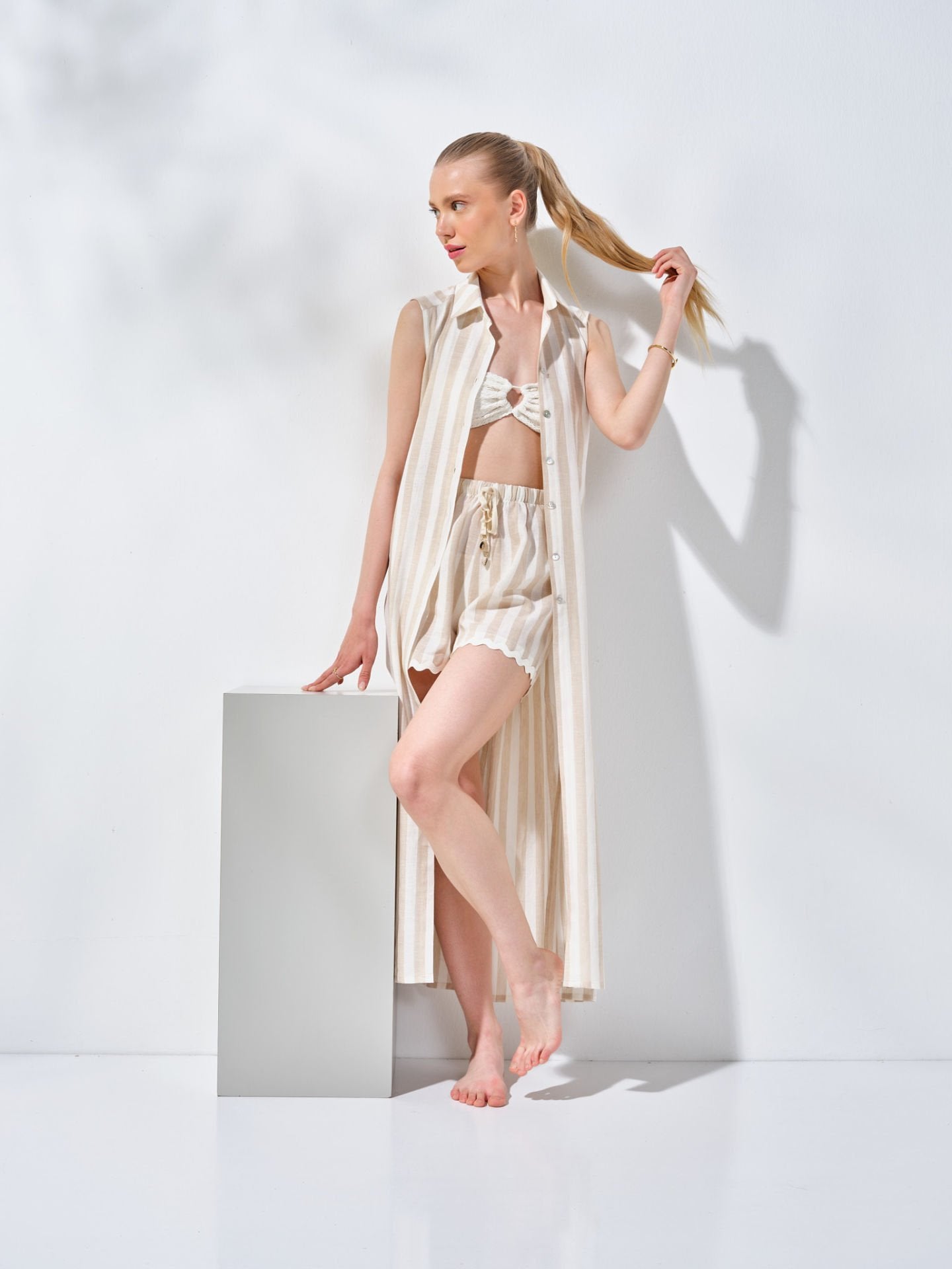 Uzun Kolsuz Gömlek Elbise Bej Krem Çizgili